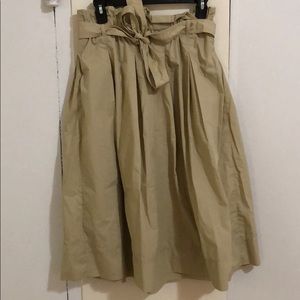 Uniqlo beige sinched skirt